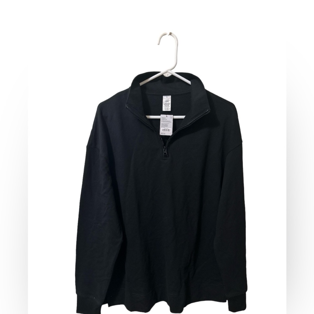 NWT Women’s quarter zip shirt